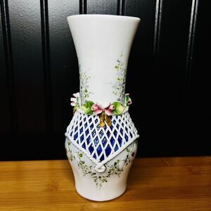 Sumi Romanian Porcelain Vintage Vase Lattice Applied Roses Leaves Artist Signed